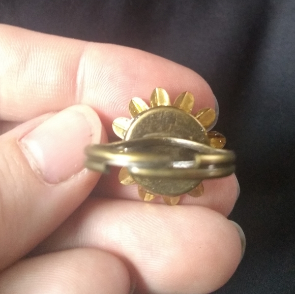 Handmade Vintage Ring - Picture 3 of 3